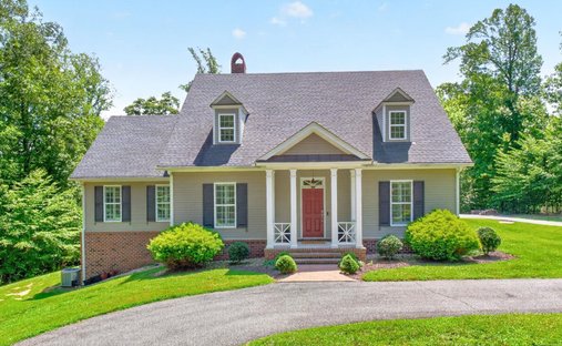 House in Troy, Virginia, United States 1