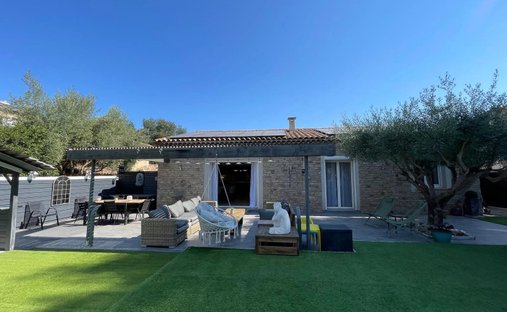 Villa in Saint Cyprien, Toulouse, France 1