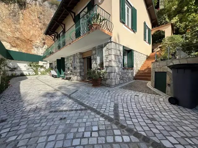 Casa a Villaggio-Cros de Caste-Coupiere-Mont Gros, Roccabruna, Francia 1 - 18251315