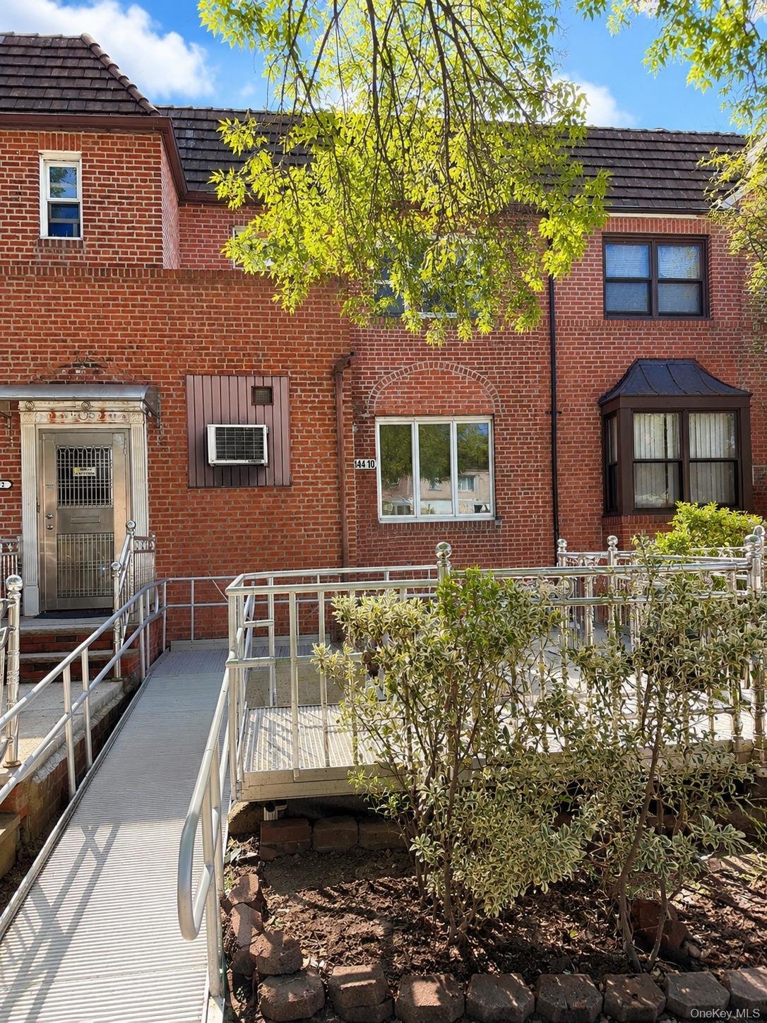 House in New York, New York, United States 2 - 18692232