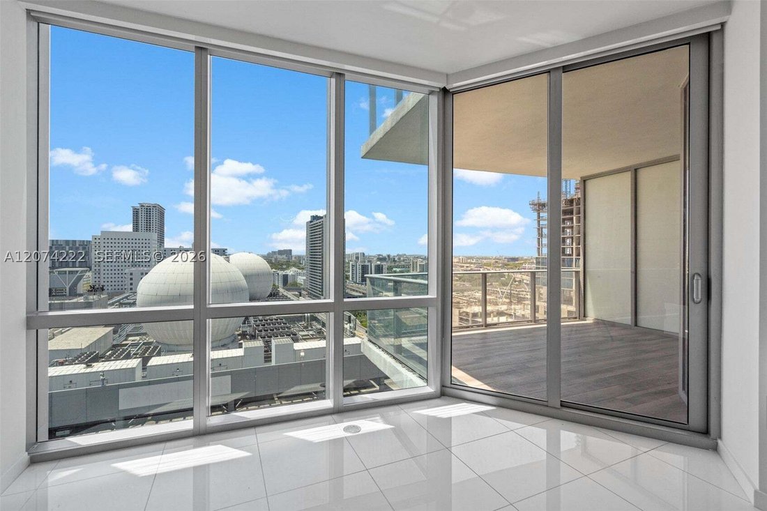 Condo in Miami, Florida, United States 2 - 18692245
