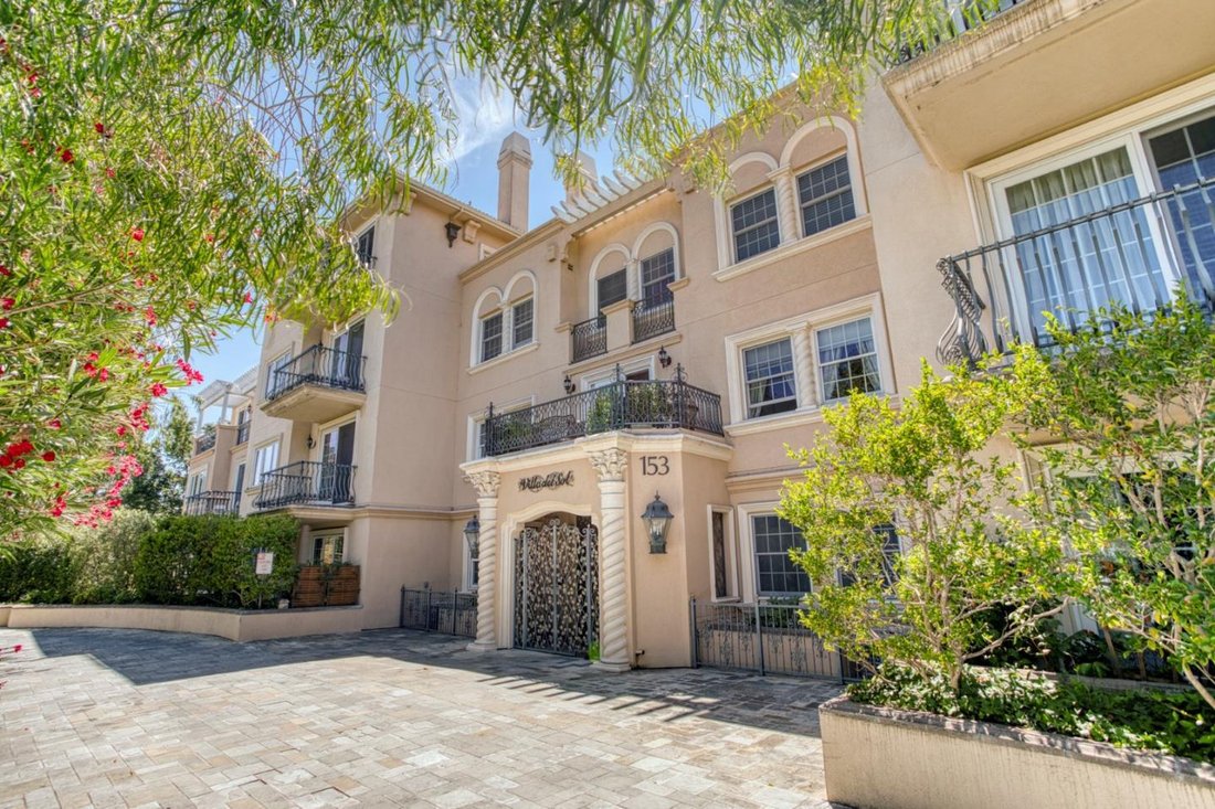 Condo in San Mateo, California, United States 2 - 18692387