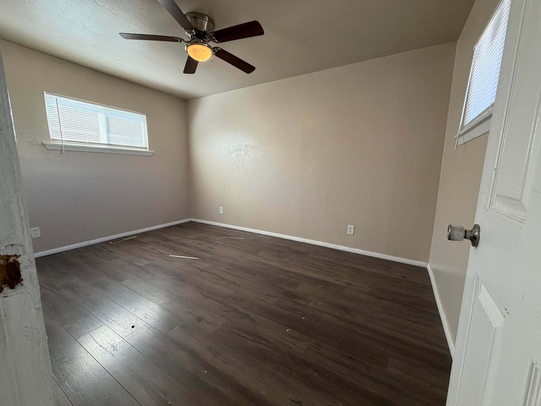 Albuquerque, New Mexico, United States 4 - 18692038