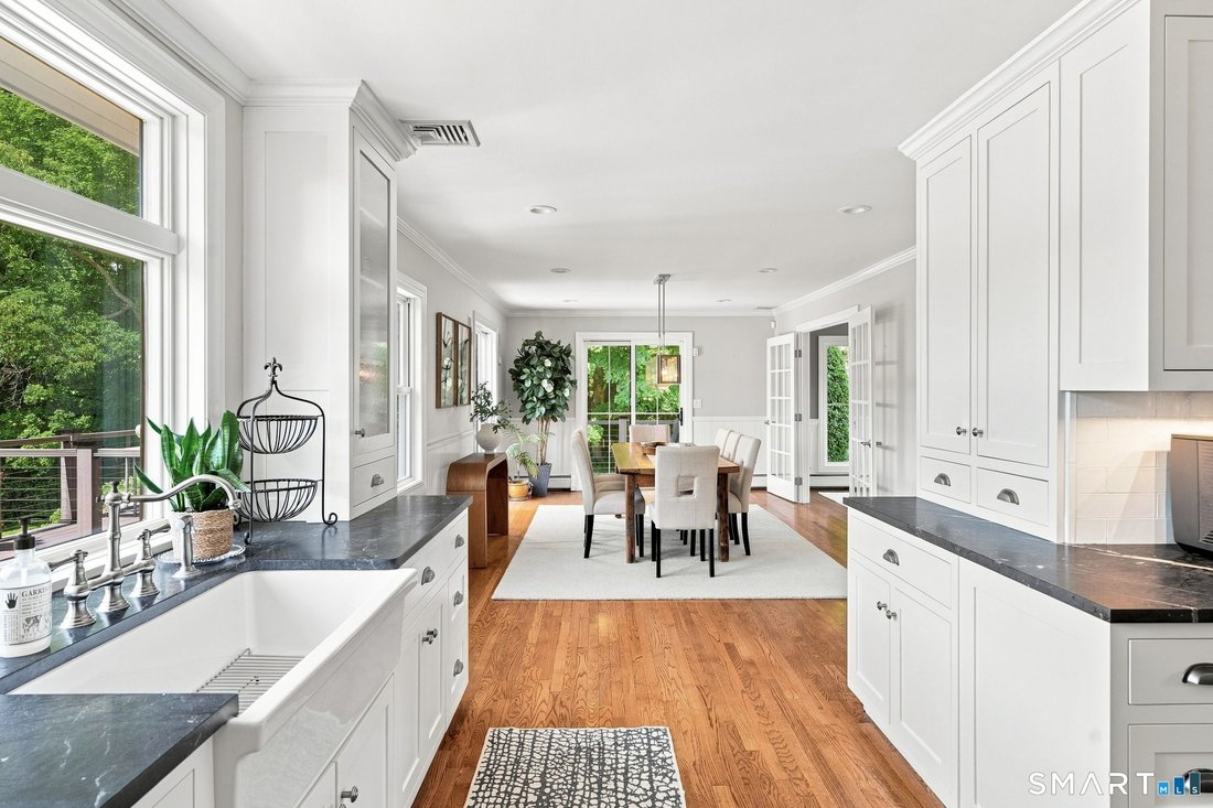 House in Newtown, Connecticut, United States 5 - 18692060