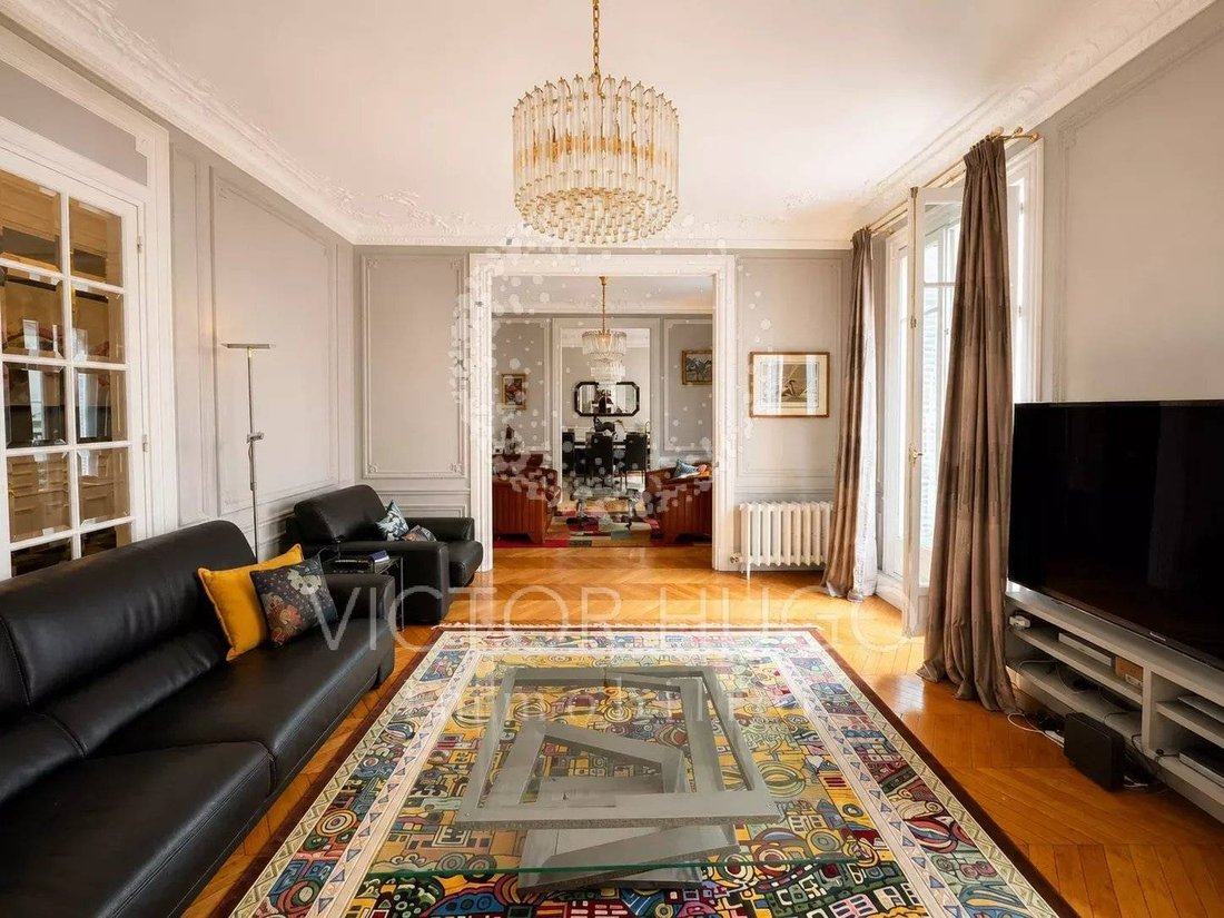 Apartment in Bois de Boulogne, Paris 16e Arrondissement, Paris 4 - 18327823