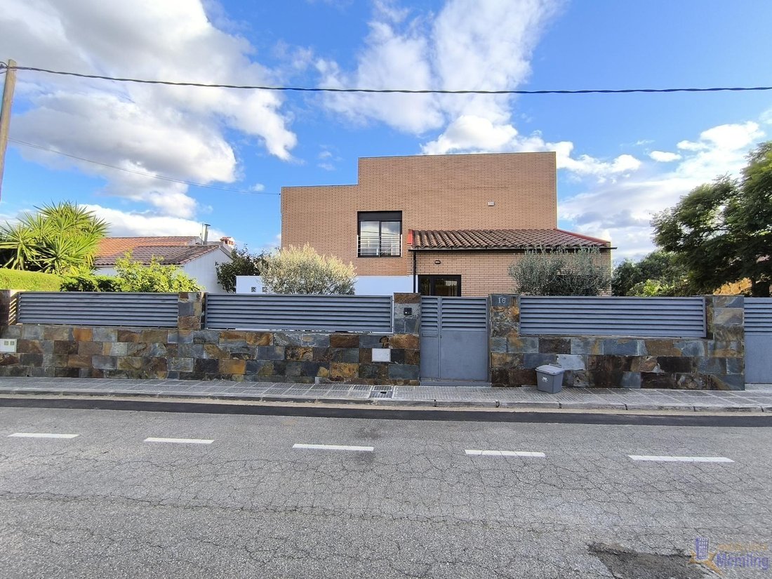 Chalet a Botarell, Catalogna, Spagna 2 - 16684006