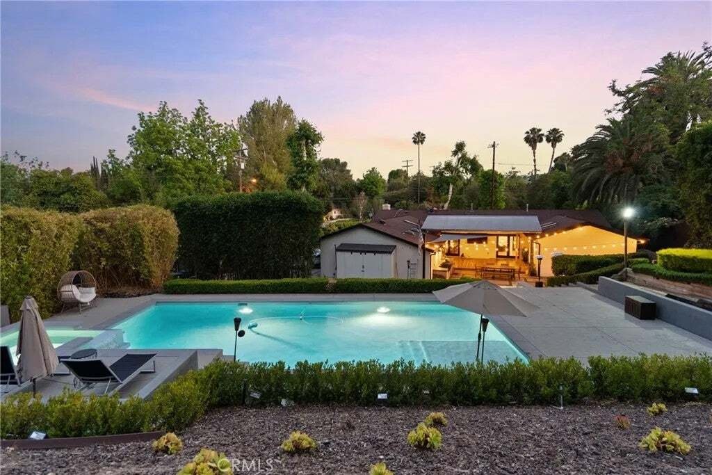 House in Los Angeles, California, United States 1 - 18692552