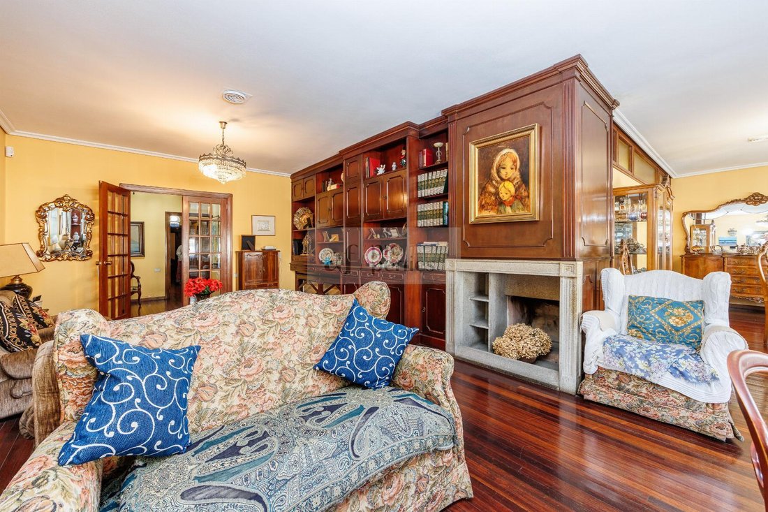Apartment in Vigo (District), Vigo, Spain 5 - 18692328