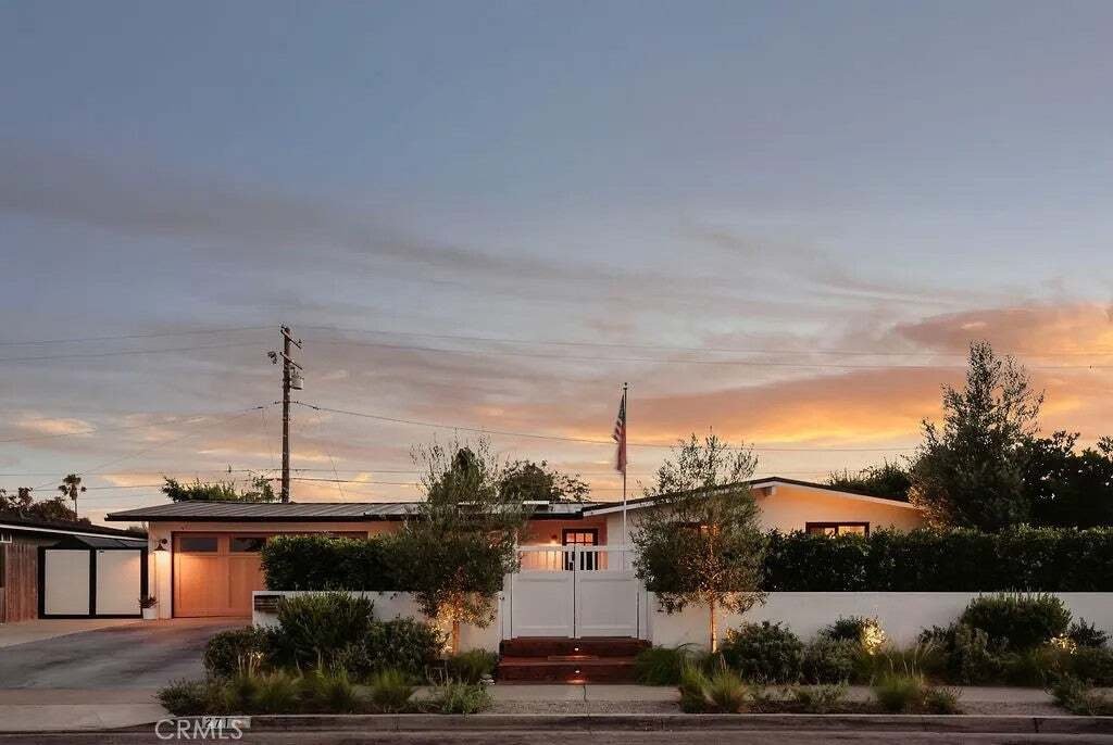 House in Costa Mesa, California, United States 1 - 18692555