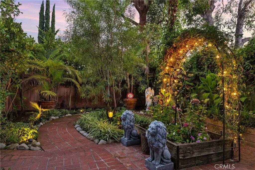 House in Los Angeles, California, United States 4 - 18692495