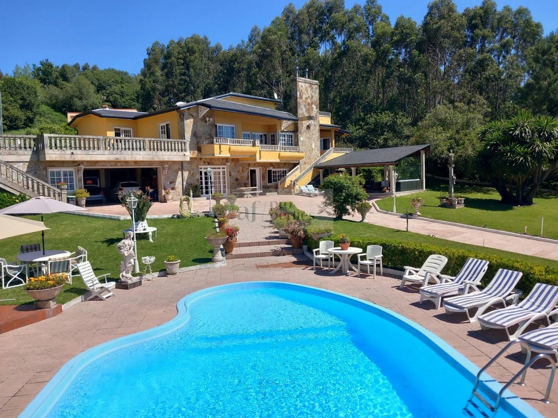 Chalet in Cangas de Morrazo, Galicien, Spanien 1 - 15815079