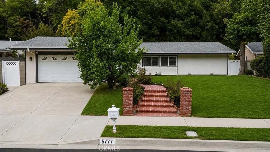 House in Los Angeles, California, United States 1 - 18692500