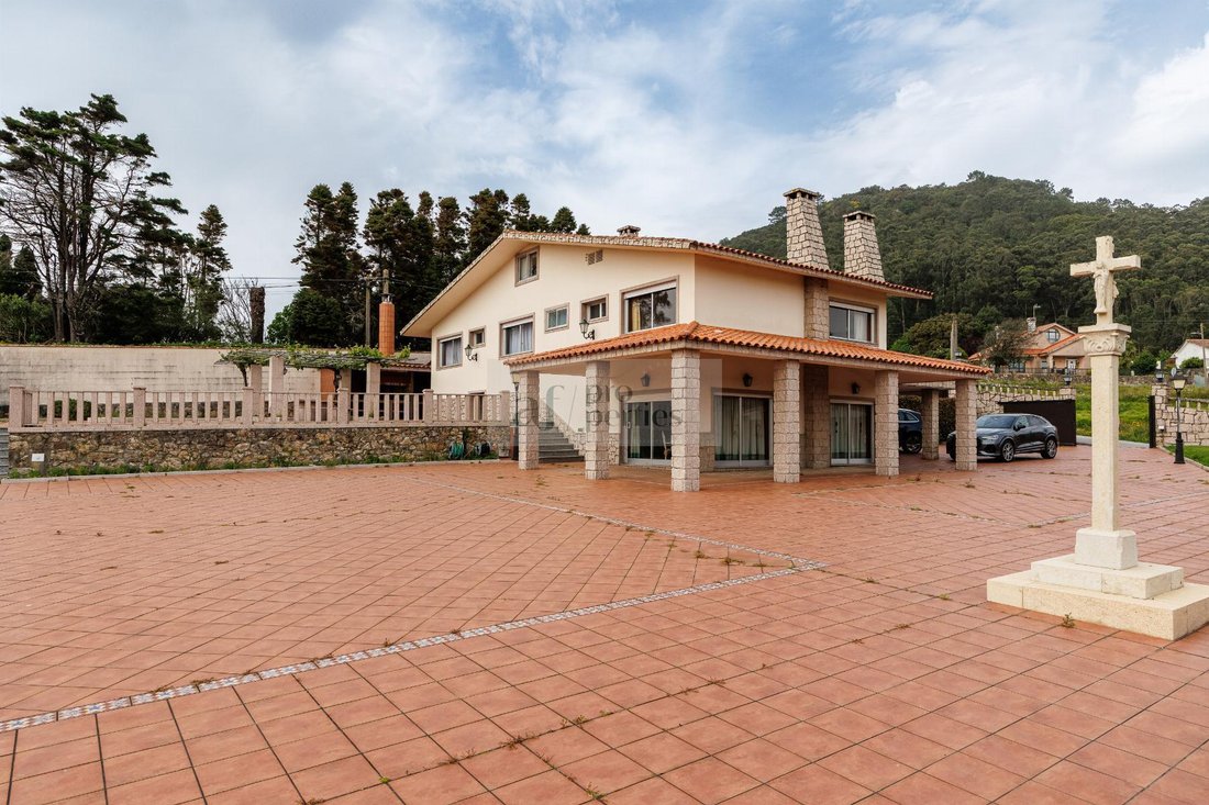 Chalet in Camposancos, A Guarda, Spain 1 - 17795423