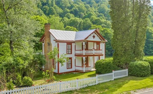 House in Lansing, North Carolina, United States 1
