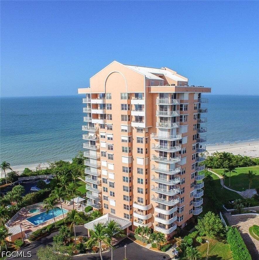 Condo in Fort Myers Beach, Florida, United States 1 - 18692093