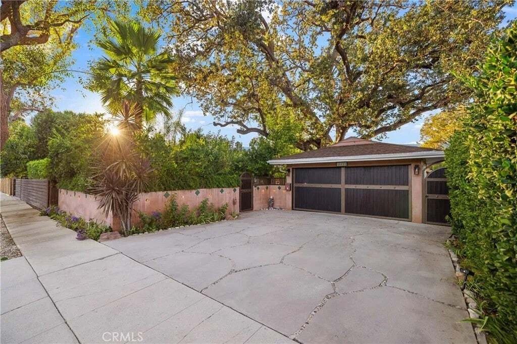 House in Los Angeles, California, United States 1 - 18692495