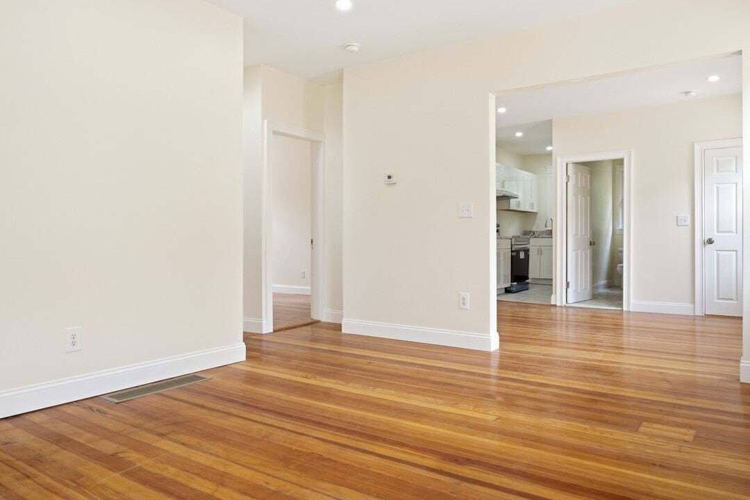 House in Cranston, Rhode Island, United States 5 - 18692124