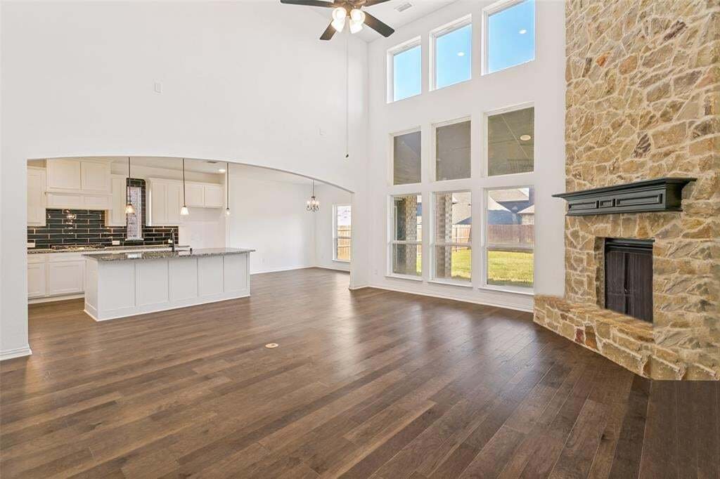 House in Burleson, Texas, United States 5 - 18692610
