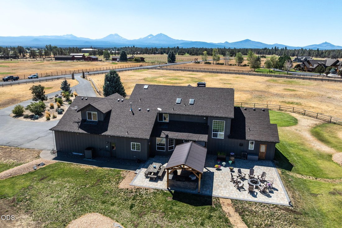 House in Sisters, Oregon, United States 2 - 18692089