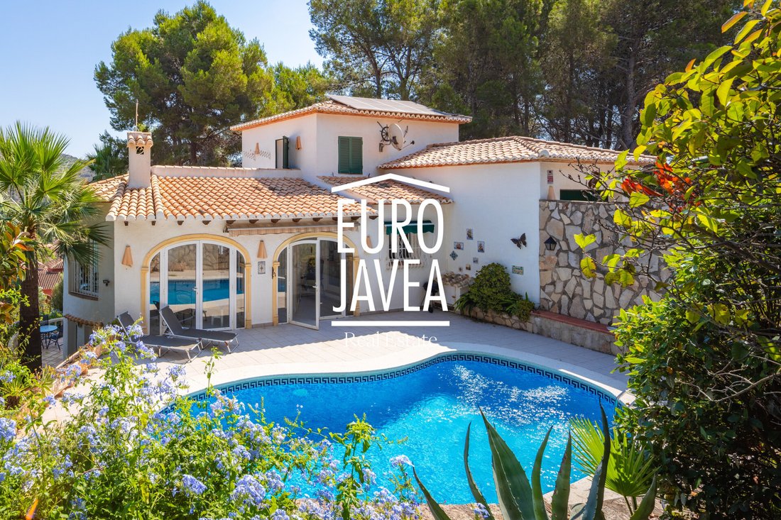 Villa in Pedreguer, Valencian Community, Spain 1 - 18346459