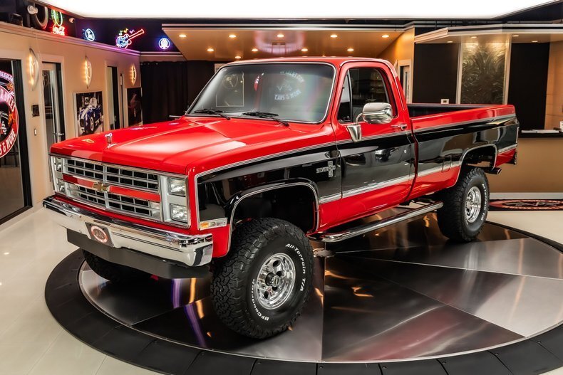 Pickup in Plymouth, United States 5 - 18692636