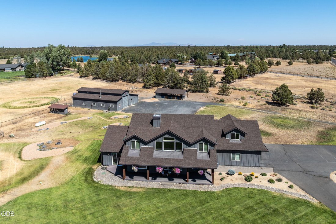 House in Sisters, Oregon, United States 3 - 18692089