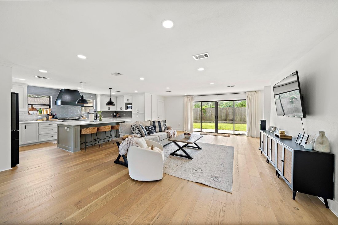 House in Houston, Texas, United States 3 - 18692397