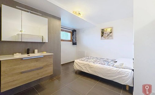 House in Menthonnex-sous-Clermont, Auvergne-Rhône-Alpes, France 1
