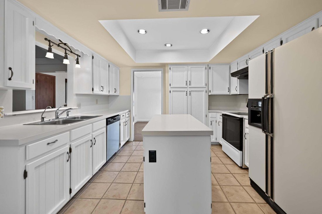 House in Buda, Texas, United States 5 - 18692236
