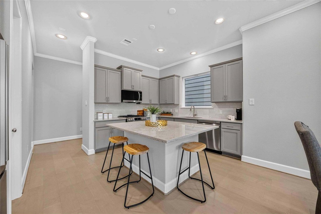 House in Houston, Texas, United States 4 - 18692360