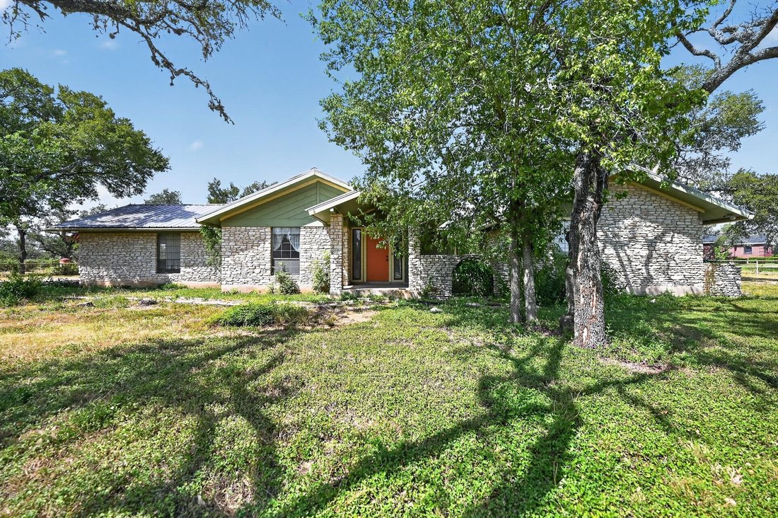 House in Buda, Texas, United States 1 - 18692236