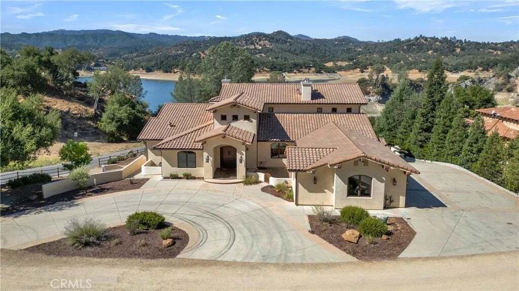 House in Bradley, California, United States 3 - 16527628