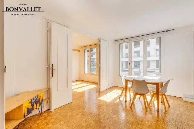 Apartment in Saint Lambert, Paris 15e Arrondissement, Paris 1 - 17663225