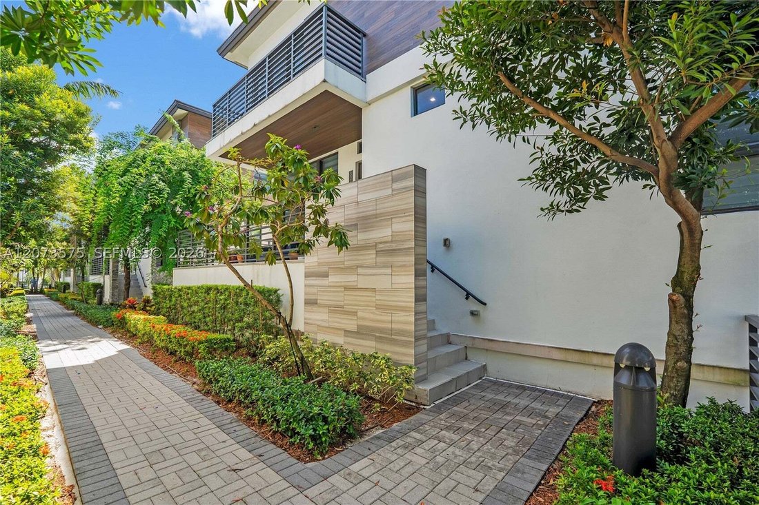 House in Miami Springs, Florida, United States 3 - 18692244
