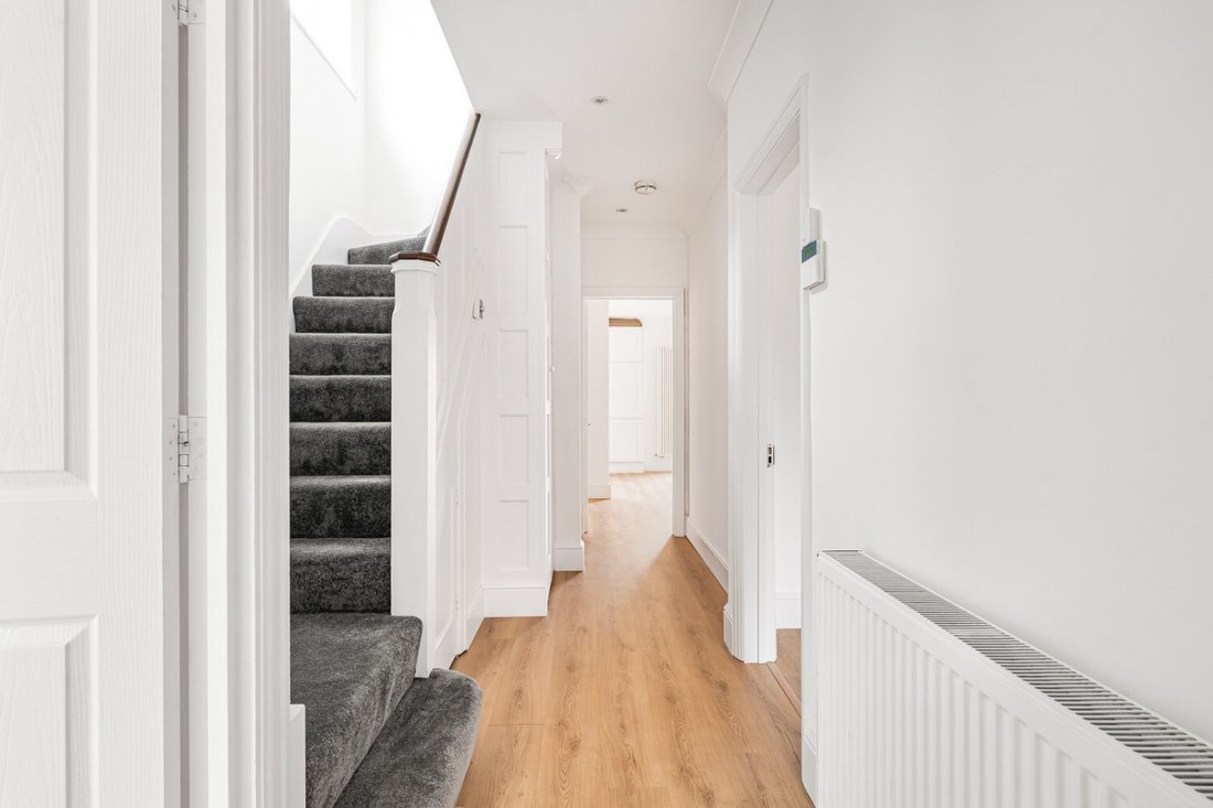 House in Edgware, Barnet, England 4 - 18692204