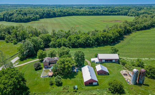 Farm Ranch in Farmersville, Ohio, United States 1