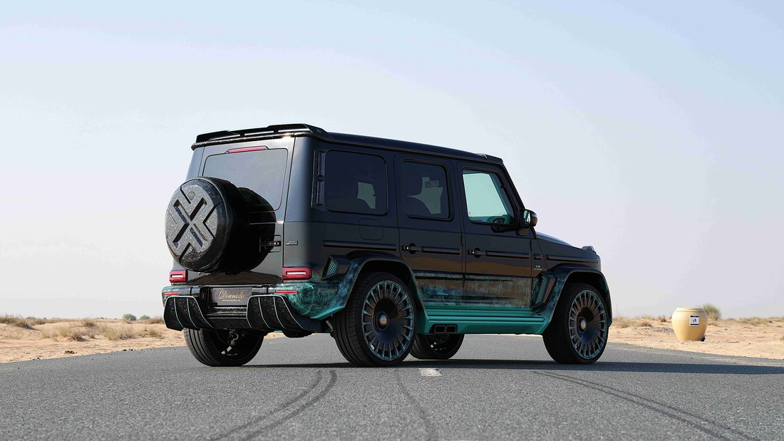 Suv in Dubai, United Arab Emirates 5 - 18692030