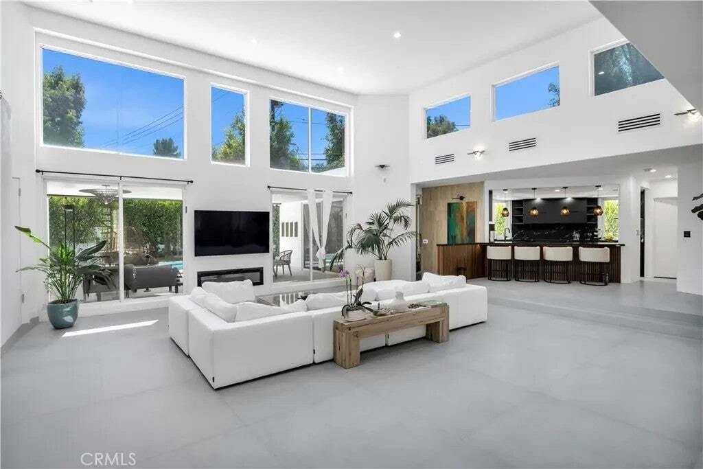 House in Los Angeles, California, United States 3 - 18692494