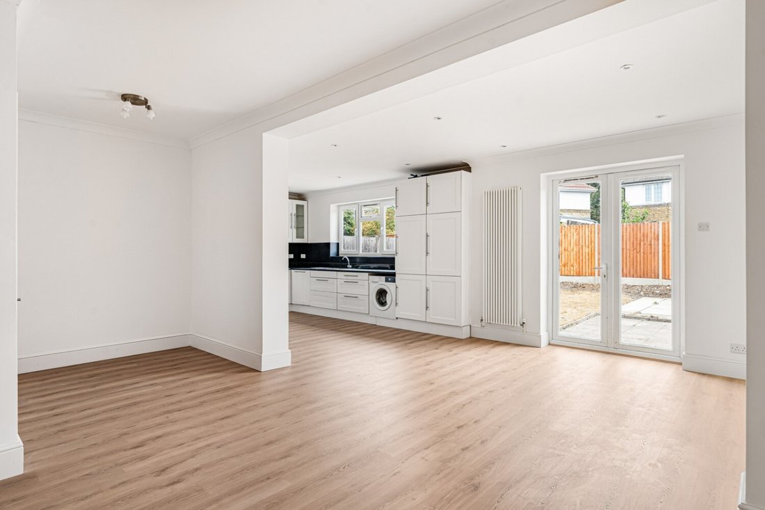 House in Edgware, Barnet, England 5 - 18692204