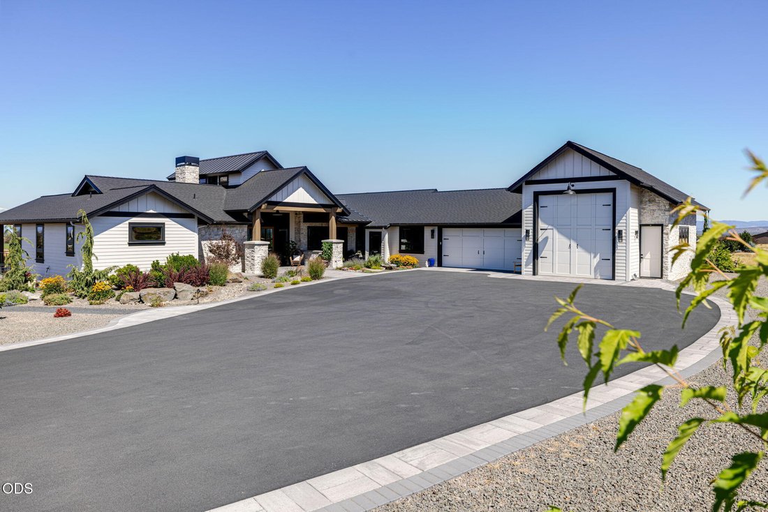 House in Powell Butte, Oregon, United States 3 - 18692092