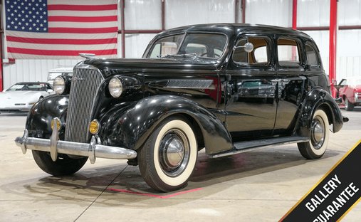 "Pre-War Chevrolet Charm" in Grand rapids, United States 1