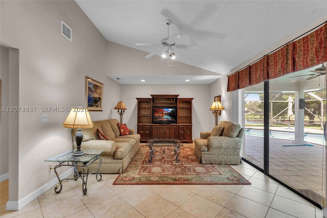 House in Davie, Florida, United States 3 - 18692260