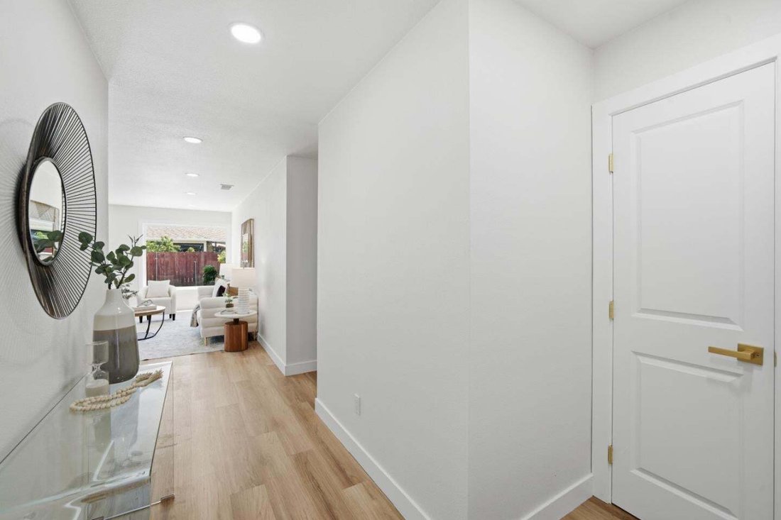 House in San Jose, California, United States 5 - 18692358