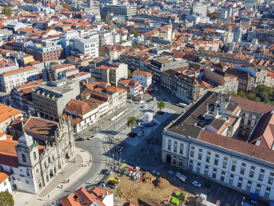 Apartment in Cedofeita, Santo Ildefonso, Se, Miragaia, Sao Nicolau e Vitoria, Porto District, Portugal 5 - 18342798