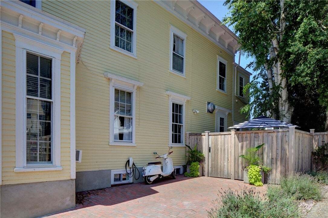 Newport, Rhode Island, United States 5 - 18692125