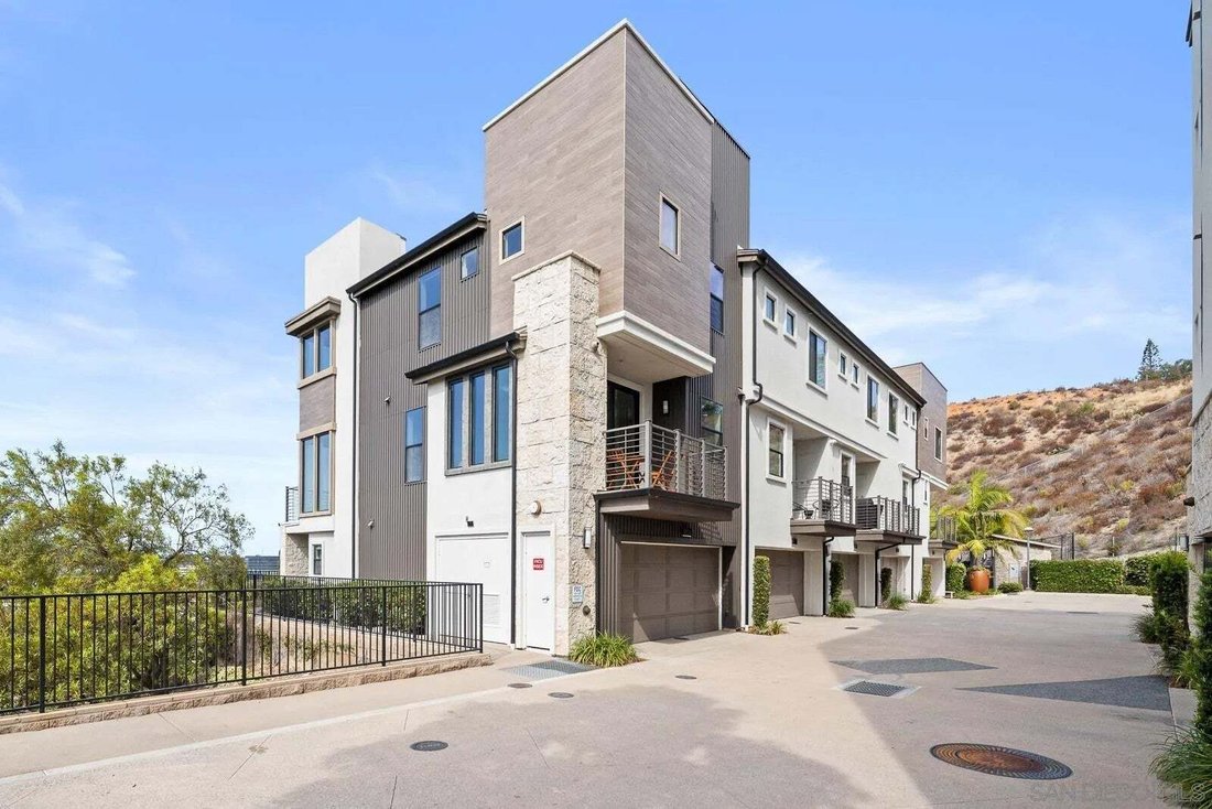 Townhouse in San Diego, California, United States 3 - 18692498