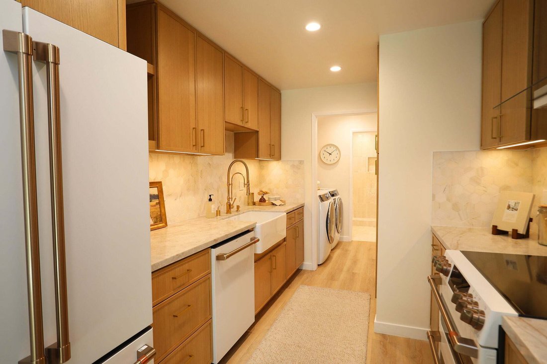 Condo in Santa Barbara, California, United States 1 - 18692072