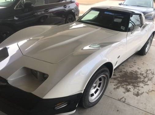 Coupe in Glendale, United States 4 - 18692657