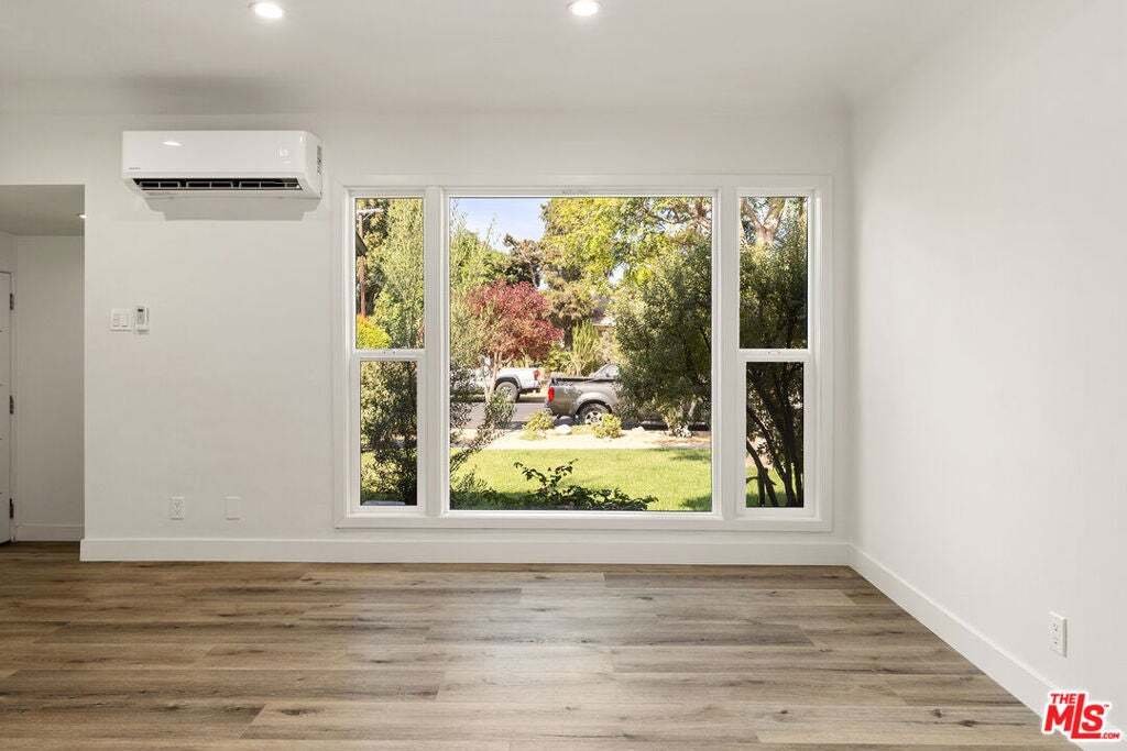 House in Los Angeles, California, United States 5 - 18692329