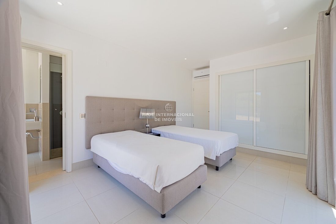 Apartment in Vilamoura, Quarteira, Algarve 4 - 18497590
